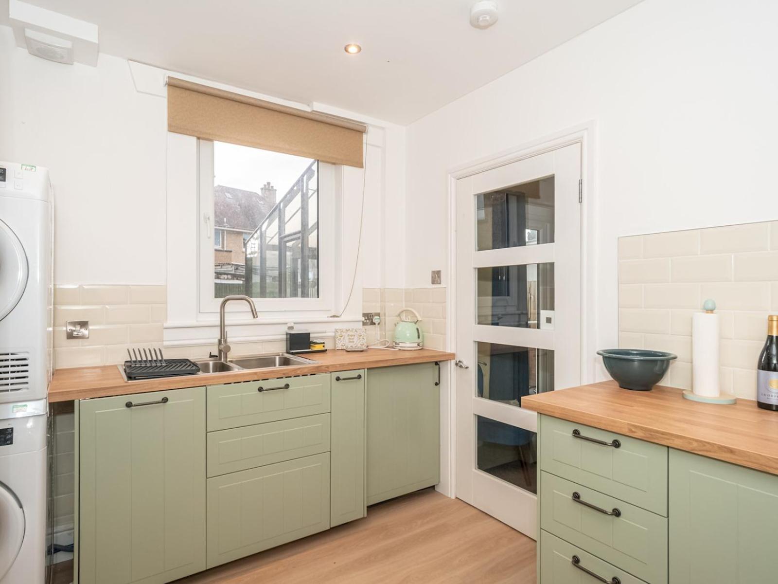Charming Family House In Rosewell - Pass The Keys Ferienhaus Edinburgh