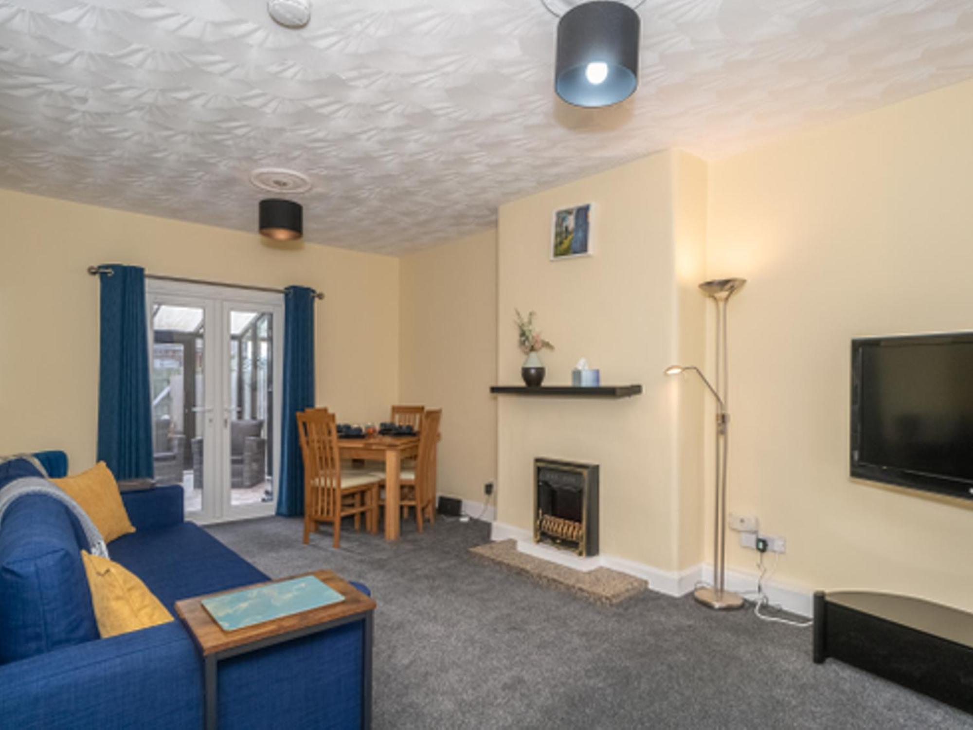 Charming Family House In Rosewell - Pass The Keys Ferienhaus